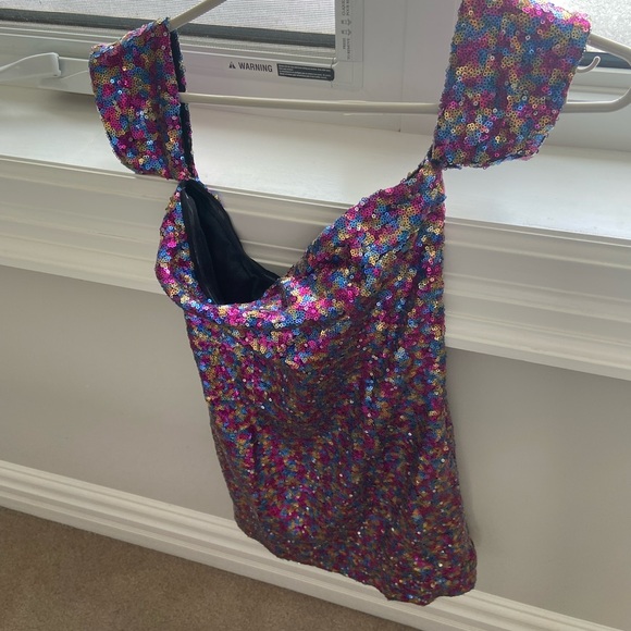 Gorgeous sequin off the shoulder dress - Picture 2 of 4